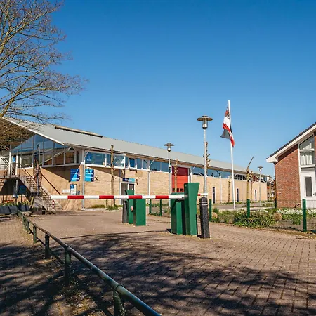 פארק נופש Assum By Interhome 3*